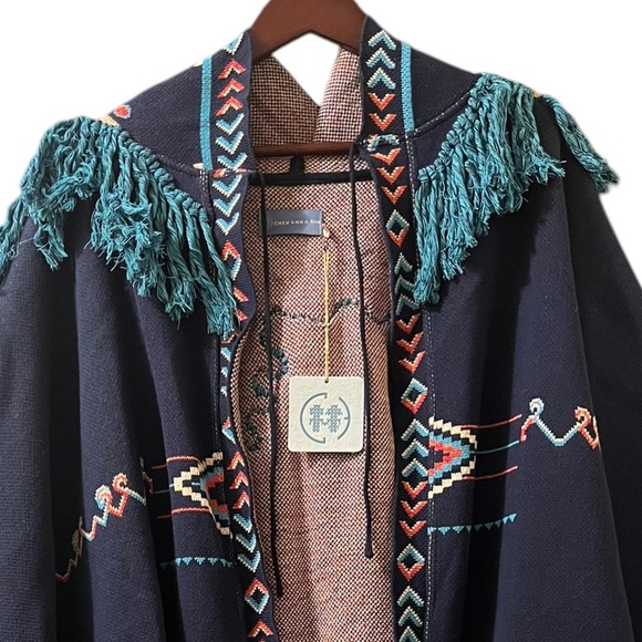 Chekanka San Fringe Tribal Poncho Hooded Cape‎ Coat OS - Picture 4 of 7